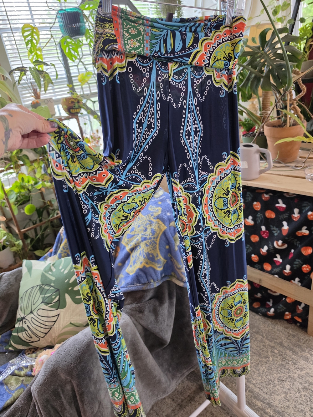 Bohemian Navy Wide-Leg Palazzo Pants with Multicolor Medallion Print - Picture 3 of 6